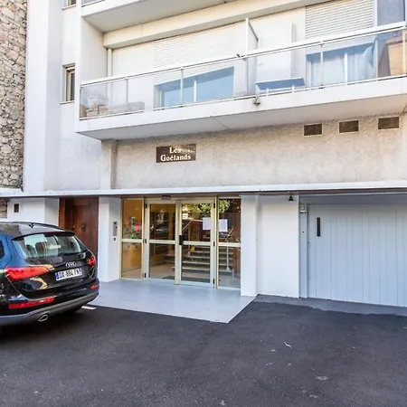 Lb Vacation I Admire Panoramic Ocean Views Through Walls Of Windows * Канны