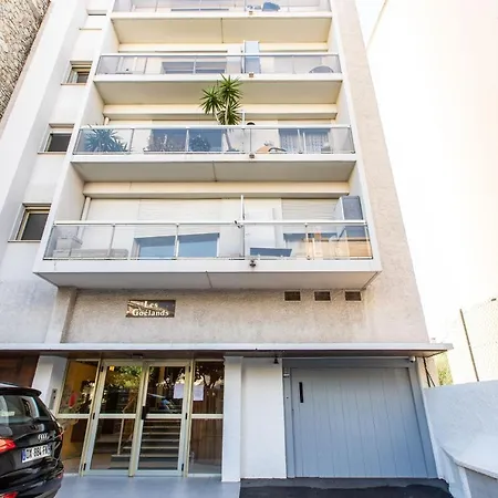 公寓 Lb Vacation I Admire Panoramic Ocean Views Through Walls Of Windows 戛纳